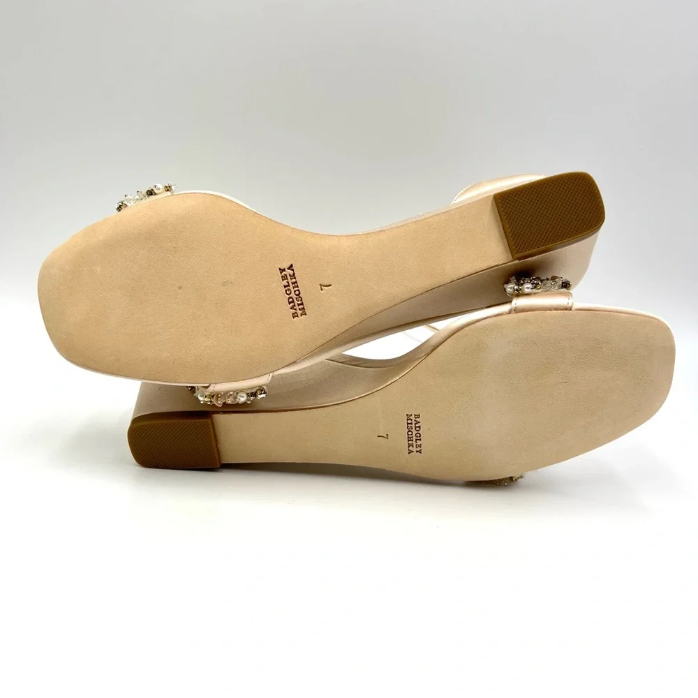 Badgley Mischka Size 7 Nude Satin Jeweled Low Wedges Heels Dress Sandals Shoes‎
